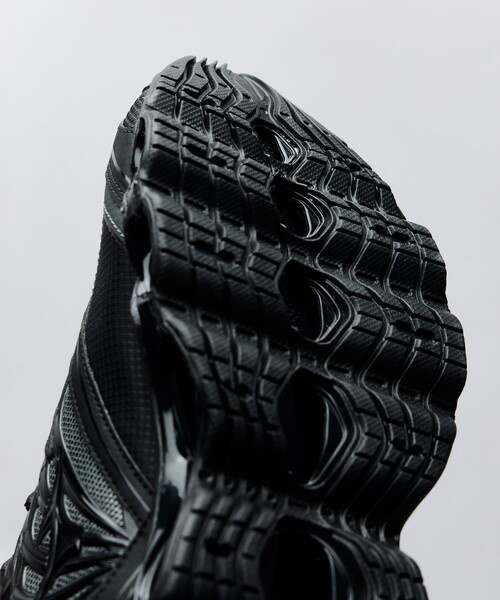 MIZUNO SPORTS STYLE(ミズノスポーツスタイル)の「<MIZUNO>ウェーブ プロフェシー LS GORE-TEX スニーカー(スニーカー・メンズ・ブラック・26.5cm/28.5cm/29cm/26cm/27.5cm/27cm/28cm)」の2枚目の写真