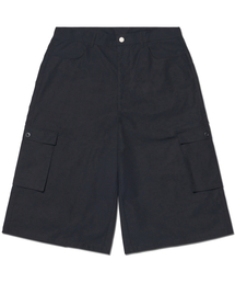 D.P CARGO BERMUDA PANTS - BLACK