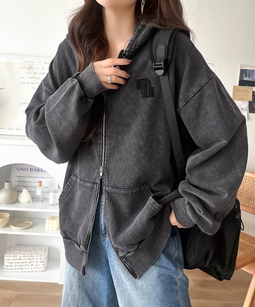 Java(ジャバ)の「《JaVa ジャバコラボ》大人の抜け感◎ニュアンス色が映える。アシッドウォッシュロゴZIPパーカー(パーカー・レディース・チャコール/ブラウン・LARGE/MEDIUM/SMALL/X-LARGE)」の6枚目の写真