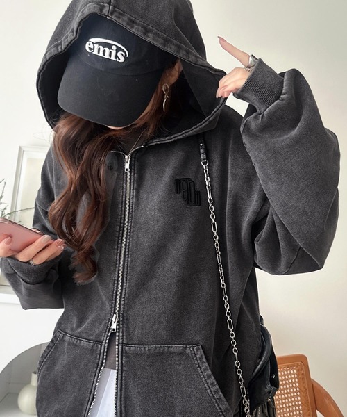 Java(ジャバ)の「《JaVa ジャバコラボ》大人の抜け感◎ニュアンス色が映える。アシッドウォッシュロゴZIPパーカー(パーカー・レディース・チャコール/ブラウン・LARGE/MEDIUM/SMALL/X-LARGE)」の8枚目の写真