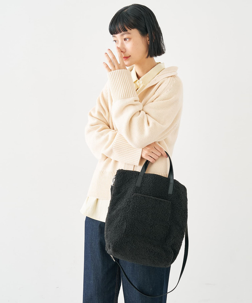 collex（コレックス）の「2WAYリバーシブルボアトートバッグ（トートバッグ・レディース・ブラック/グレイッシュベージュ・フリー）」の10枚目の写真