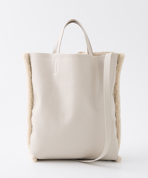 collex（コレックス）の「2WAYリバーシブルボアトートバッグ（トートバッグ・レディース・ブラック/グレイッシュベージュ・フリー）」の18枚目の写真