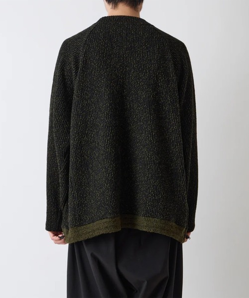 WHITE MOUNTAINEERING（ホワイトマウンテニアリング）の「【White Mountaineering/ホワイトマウンテニアリング】MELANGE WIDE RAGLAN PULLOVER（ニット/セーター・メンズ・ブラック/グレー・3/2）」の4枚目の写真