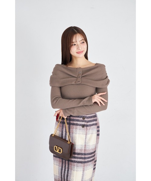 tocco closet(トッコ クローゼット)の「【ZOZO限定】リボンライクオフショルニットトップス(ニット/セーター・レディース・グレー/ピンクベージュ/モカ/ネイビー・M)」の14枚目の写真