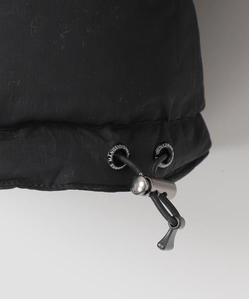 B.C STOCK(ベーセーストック)の「【OLIVEDRAB/オリーブドラブ】キャリーポケット ダウンジャケット(ダウンジャケット/コート・メンズ・ブラック/カーキ・MEDIUM/X-LARGE/LARGE)」の14枚目の写真