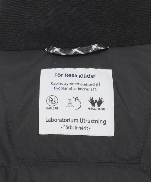 B.C STOCK(ベーセーストック)の「【OLIVEDRAB/オリーブドラブ】キャリーポケット ダウンジャケット(ダウンジャケット/コート・メンズ・ブラック/カーキ・MEDIUM/X-LARGE/LARGE)」の4枚目の写真