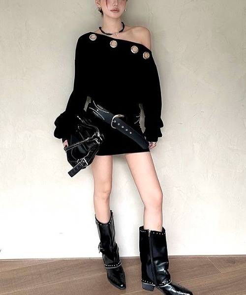 SHEENA(シーナ)の「【ベルトSET】アイレットワンショルダーミニワンピース(ワンピース・レディース・ブラック・M)」の9枚目の写真