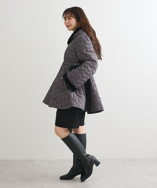 Green　Parks（グリーンパークス）の「・swing by ハートキルトフレアコート（その他アウター・レディース・アイボリー/チャコールグレー・FREE）」の15枚目の写真