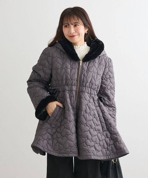 Green　Parks（グリーンパークス）の「・swing by ハートキルトフレアコート（その他アウター・レディース・アイボリー/チャコールグレー・FREE）」の17枚目の写真