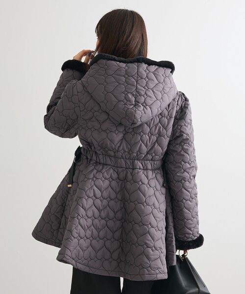 Green　Parks（グリーンパークス）の「・swing by ハートキルトフレアコート（その他アウター・レディース・アイボリー/チャコールグレー・FREE）」の19枚目の写真