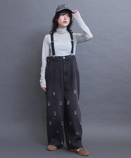 I am I in fact...(アイアムアイインファクト)の「HOLE SUSPENDER PAPA デニム(デニムパンツ・レディース・サックスブルー/ブラック・FREE)」の1枚目の写真
