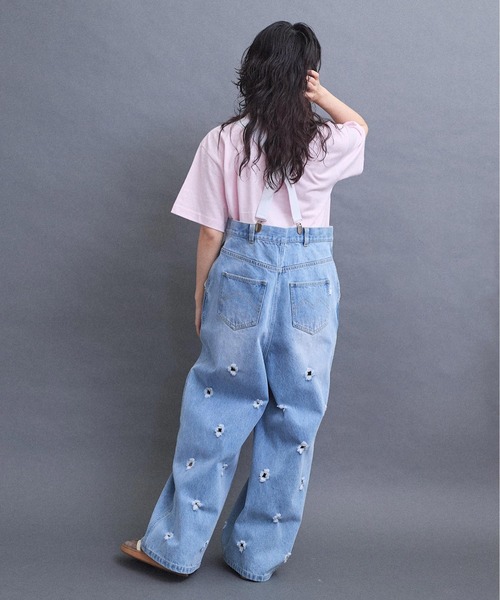 I am I in fact...(アイアムアイインファクト)の「HOLE SUSPENDER PAPA デニム(デニムパンツ・レディース・サックスブルー/ブラック・FREE)」の19枚目の写真