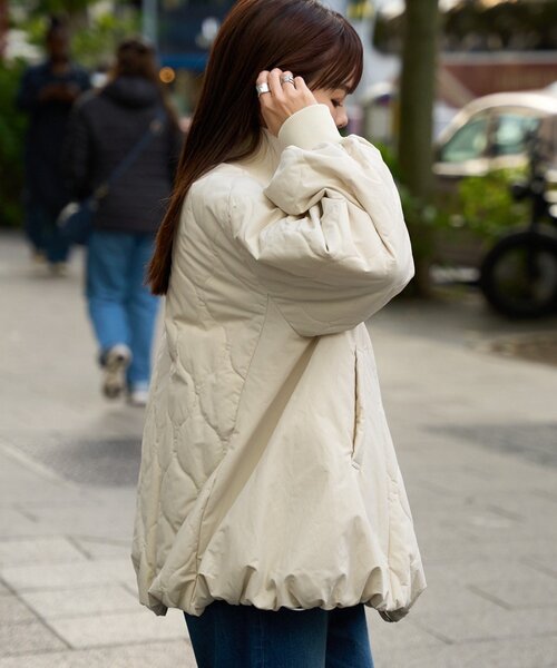 セール】【軽量/春まで使える】切り替えキルティングスタンドカラー