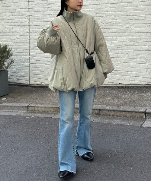 セール】【軽量/春まで使える】切り替えキルティングスタンドカラー