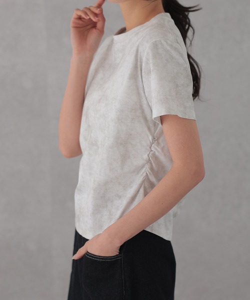 DAYRA(デイラ)の「ダイタイ サイド ギャザー 半袖 Tシャツ(Tシャツ/カットソー・レディース・アイボリー/ベージュ・XL/L/M)」の8枚目の写真