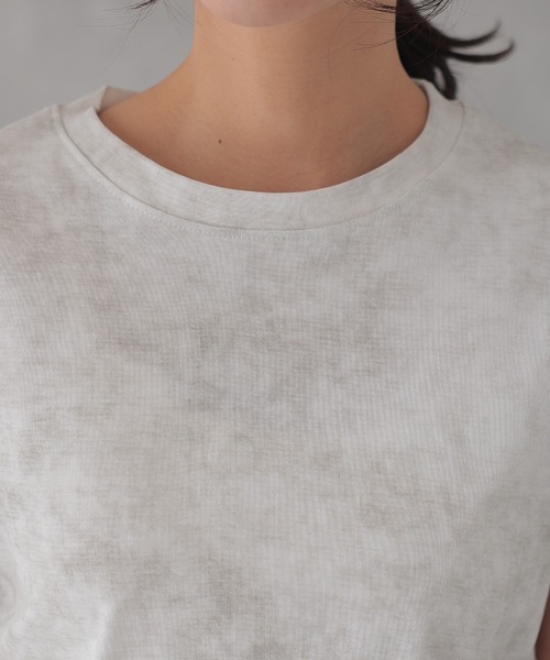 DAYRA(デイラ)の「ダイタイ サイド ギャザー 半袖 Tシャツ(Tシャツ/カットソー・レディース・アイボリー/ベージュ・XL/L/M)」の6枚目の写真