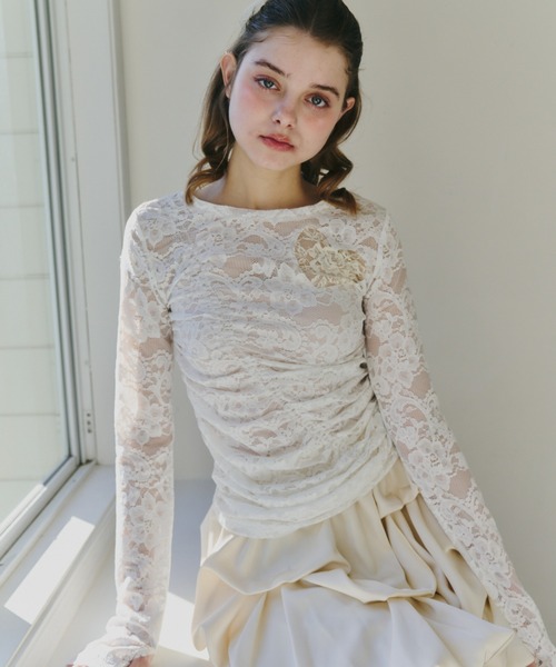 idem（イデム）の「heart lace long sleeve tops / ハート切り替えレーストップス（Tシャツ/カットソー・レディース・ブラック/ホワイト・FREE）」の10枚目の写真