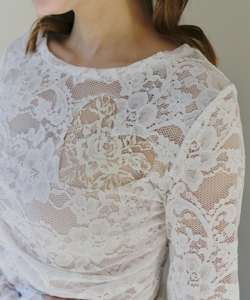 idem（イデム）の「heart lace long sleeve tops / ハート切り替えレーストップス（Tシャツ/カットソー・レディース・ブラック/ホワイト・FREE）」の6枚目の写真