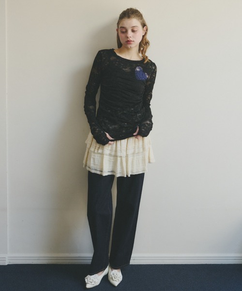 idem（イデム）の「heart lace long sleeve tops / ハート切り替えレーストップス（Tシャツ/カットソー・レディース・ブラック/ホワイト・FREE）」の19枚目の写真