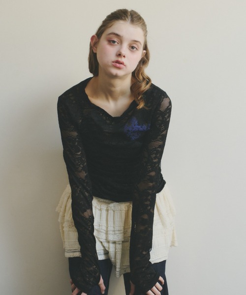 idem（イデム）の「heart lace long sleeve tops / ハート切り替えレーストップス（Tシャツ/カットソー・レディース・ブラック/ホワイト・FREE）」の20枚目の写真