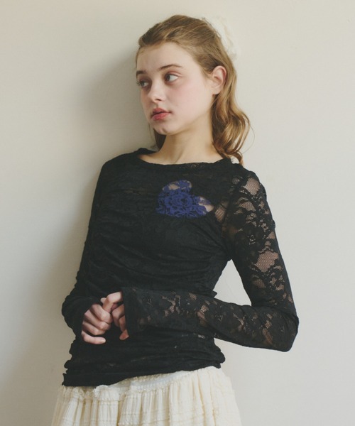 idem（イデム）の「heart lace long sleeve tops / ハート切り替えレーストップス（Tシャツ/カットソー・レディース・ブラック/ホワイト・FREE）」の22枚目の写真
