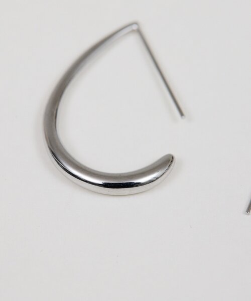 GALLARDAGALANTE（ガリャルダガランテ）の「ステンレス カーブフープピアス（ピアス（両耳用）・レディース・シルバー/ゴールド・FREE）」の4枚目の写真