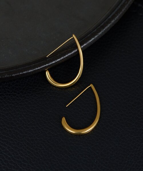 GALLARDAGALANTE（ガリャルダガランテ）の「ステンレス カーブフープピアス（ピアス（両耳用）・レディース・シルバー/ゴールド・FREE）」の5枚目の写真