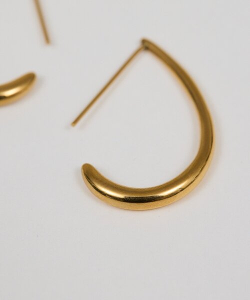GALLARDAGALANTE（ガリャルダガランテ）の「ステンレス カーブフープピアス（ピアス（両耳用）・レディース・シルバー/ゴールド・FREE）」の9枚目の写真