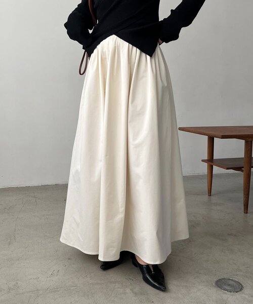 CAPRICIEUX LE'MAGE（カプリシューレマージュ）の「【低身長サイズあり】タックフレアスカート（スカート・レディース・ブラック/ホワイト・PS/38/36）」の5枚目の写真