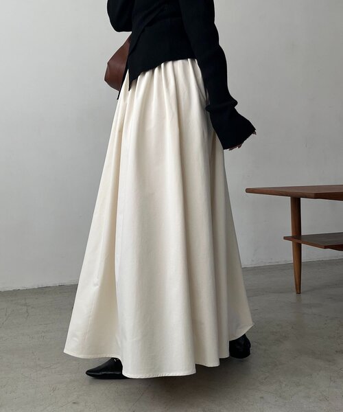 CAPRICIEUX LE'MAGE（カプリシューレマージュ）の「【低身長サイズあり】タックフレアスカート（スカート・レディース・ブラック/ホワイト・PS/38/36）」の6枚目の写真