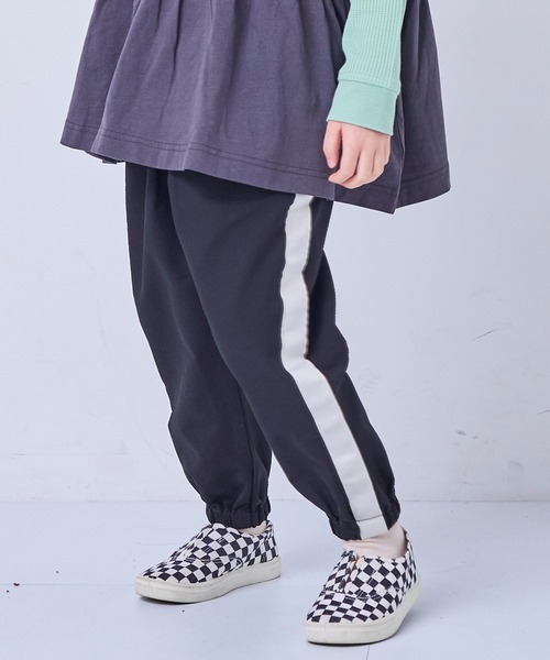 MARKEY'S（マーキーズ）の「キャンプロングパンツ（その他パンツ・キッズ・グレー/オレンジ/マスタード/ブラック/カーキ・100/110/90/80/130/120/150/140）」の2枚目の写真