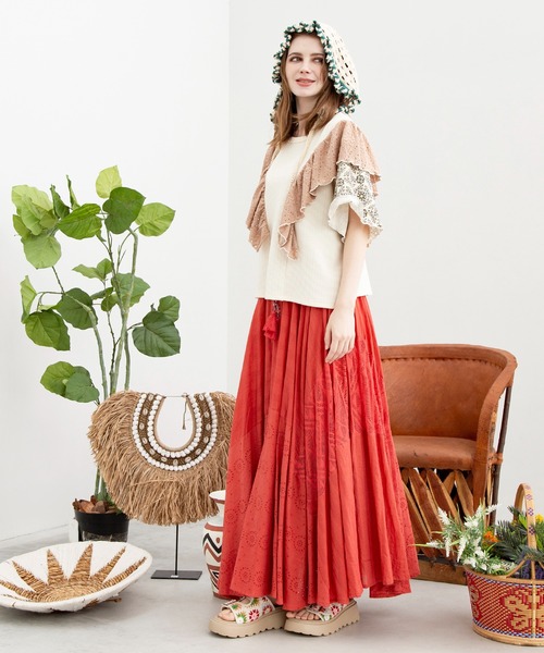 チャイハネ（チャイハネ）の「【チャイハネ】シュグフリルトップス（Tシャツ/カットソー・レディース・ブラック/ホワイト/オレンジ・FREE）」の6枚目の写真