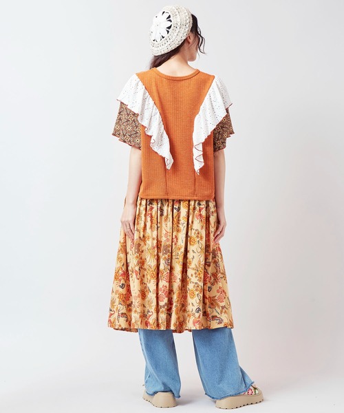 チャイハネ（チャイハネ）の「【チャイハネ】シュグフリルトップス（Tシャツ/カットソー・レディース・ブラック/ホワイト/オレンジ・FREE）」の10枚目の写真