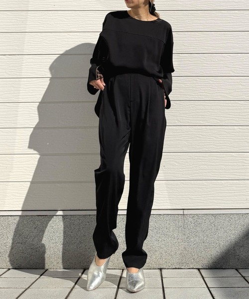 Q(キュー)の「ストレッチツイルテーパードパンツ(その他パンツ・レディース・ブラック/ベージュ・MEDIUM)」の6枚目の写真