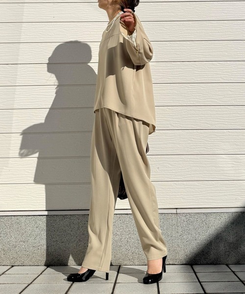 Q(キュー)の「ストレッチツイルテーパードパンツ(その他パンツ・レディース・ブラック/ベージュ・MEDIUM)」の10枚目の写真