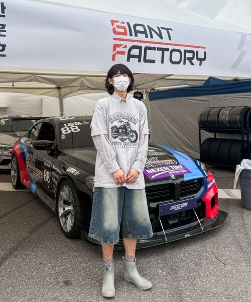 ACSHI(アクシ)の「夏バミューダワイド7部ウォッシングデニムパンツユニセックス(イエロー ティン)(その他パンツ・レディース・その他・S/M/XS/XXL/XL/L)」の7枚目の写真