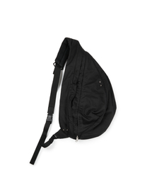 ETCE（イーティーシーイー）の「SLING BAG (BLACK)（メッセンジャーバッグ）」