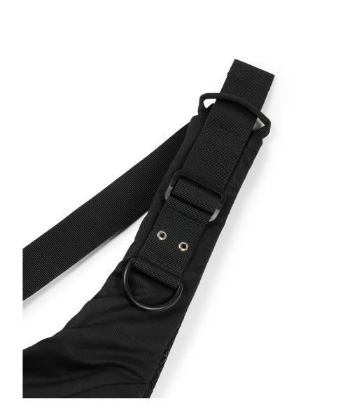 ETCE(イーティーシーイー)の「SLING BAG (BLACK)(メッセンジャーバッグ・メンズ・その他・FREE)」の3枚目の写真