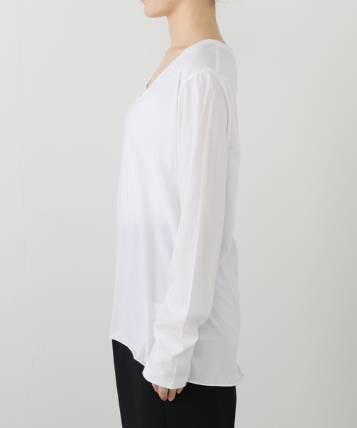 AP STUDIO(エーピーストゥディオ)の「Low-necked T-sh(Tシャツ/カットソー・レディース・ホワイト・FREE)」の12枚目の写真