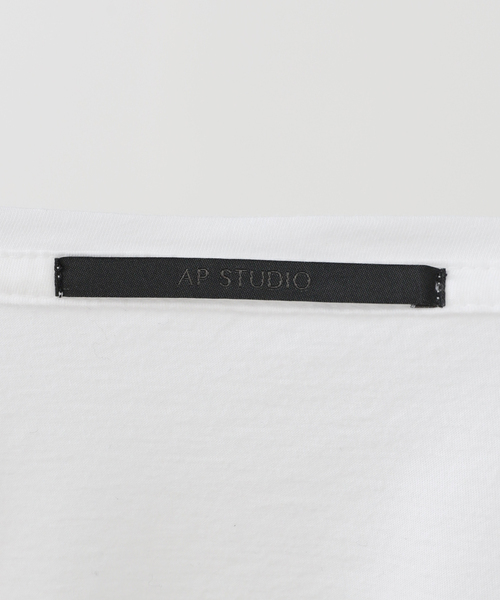 AP STUDIO(エーピーストゥディオ)の「Low-necked T-sh(Tシャツ/カットソー・レディース・ホワイト・FREE)」の16枚目の写真