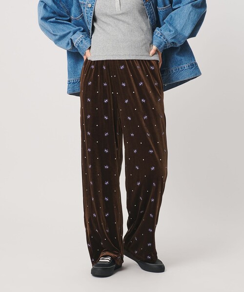 エンブロイダリー ベロアイージーパンツ ウォッシャブル（その他パンツ