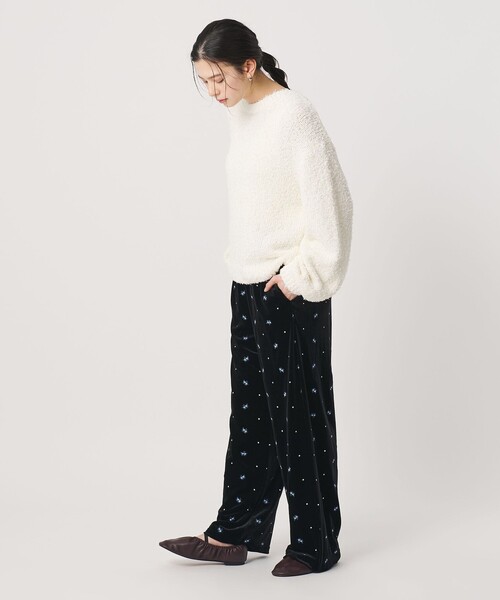BEAUTY&YOUTH UNITED ARROWS(ビューティーアンドユースユナイテッドアローズ)の「エンブロイダリー ベロアイージーパンツ ウォッシャブル(その他パンツ・レディース・ブラック/ダークブラウン・S/M)」の16枚目の写真