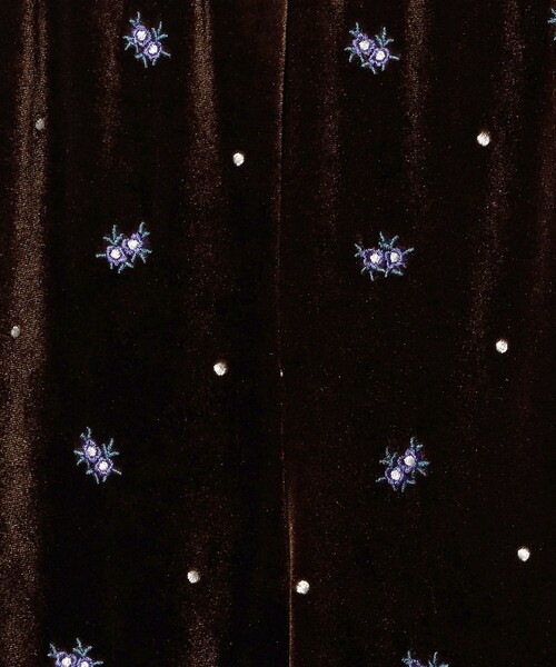 BEAUTY&YOUTH UNITED ARROWS(ビューティーアンドユースユナイテッドアローズ)の「エンブロイダリー ベロアイージーパンツ ウォッシャブル(その他パンツ・レディース・ブラック/ダークブラウン・S/M)」の4枚目の写真