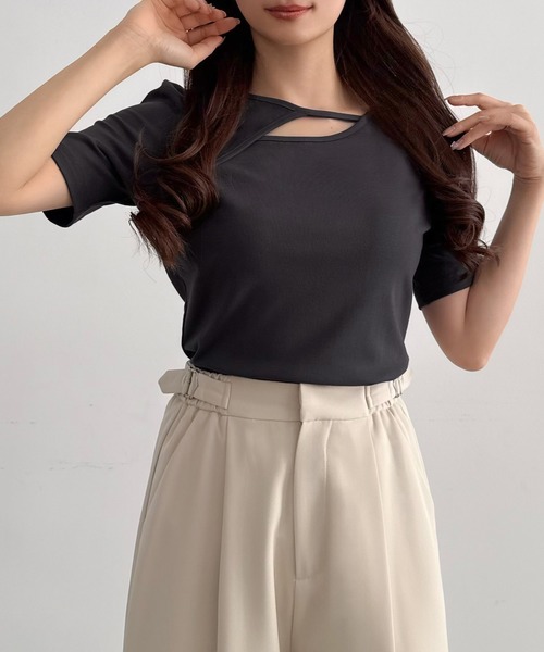 CENEA（セネア）の「薄手カットアウトデザイン半袖カットソー（Tシャツ/カットソー・レディース・ブラック/チャコール/ホワイト・LARGE/MEDIUM/SMALL）」の12枚目の写真
