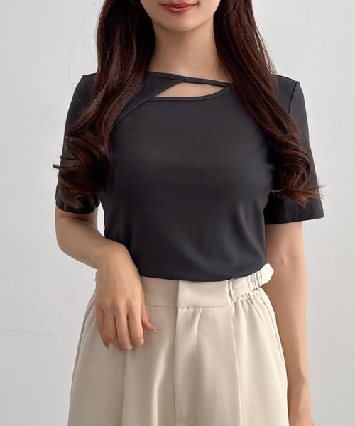 CENEA（セネア）の「薄手カットアウトデザイン半袖カットソー（Tシャツ/カットソー・レディース・ブラック/チャコール/ホワイト・LARGE/MEDIUM/SMALL）」の13枚目の写真