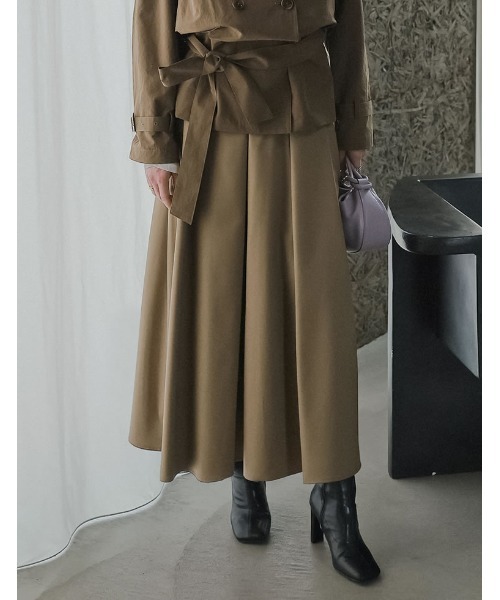 Re:EDIT（リエディ）の「[2026S/S COLLECTION][低身長サイズ有]タックボリュームフレアスカート（スカート・レディース・ベージュ/ブラック/カーキ/チャコールグレー・SHORT/MEDIUM/LARGE）」の10枚目の写真