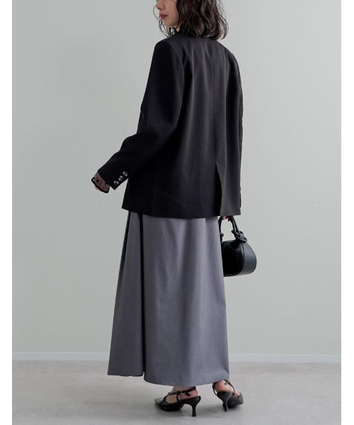 Re:EDIT（リエディ）の「[2026S/S COLLECTION][低身長サイズ有]タックボリュームフレアスカート（スカート・レディース・ベージュ/ブラック/カーキ/チャコールグレー・SHORT/MEDIUM/LARGE）」の15枚目の写真