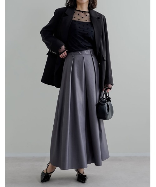 Re:EDIT（リエディ）の「[2026S/S COLLECTION][低身長サイズ有]タックボリュームフレアスカート（スカート・レディース・ベージュ/ブラック/カーキ/チャコールグレー・SHORT/MEDIUM/LARGE）」の14枚目の写真