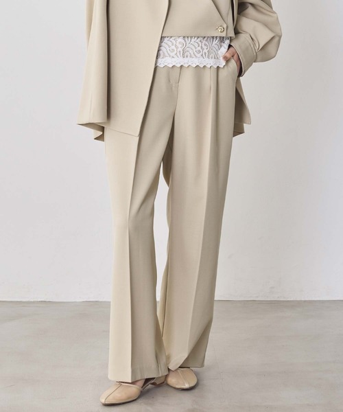 Gready Brilliant（グレディブリリアン）の「インタックセミワイドパンツ（その他パンツ・レディース・グレー/ベージュ・36/38）」の2枚目の写真