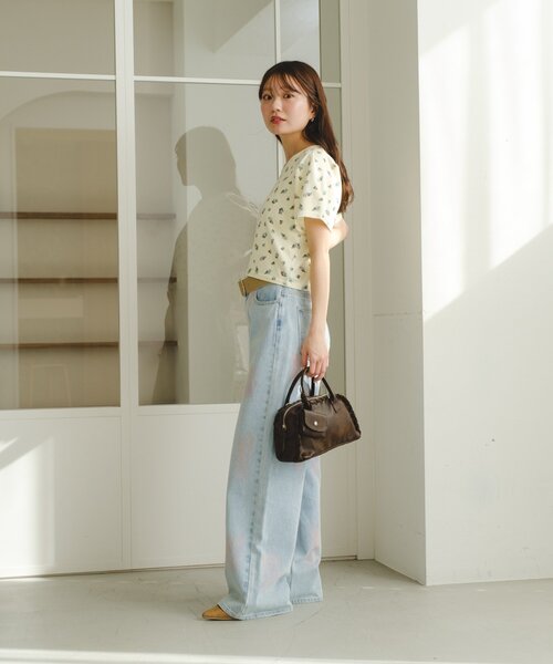 Kastane(カスタネ)の「【2026SSカタログ/2サイズ展開/低身長サイズ/ウエスト調節可】スプレーワイドデニムパンツ(デニムパンツ・レディース・ブラック/ブルー・1/0)」の8枚目の写真